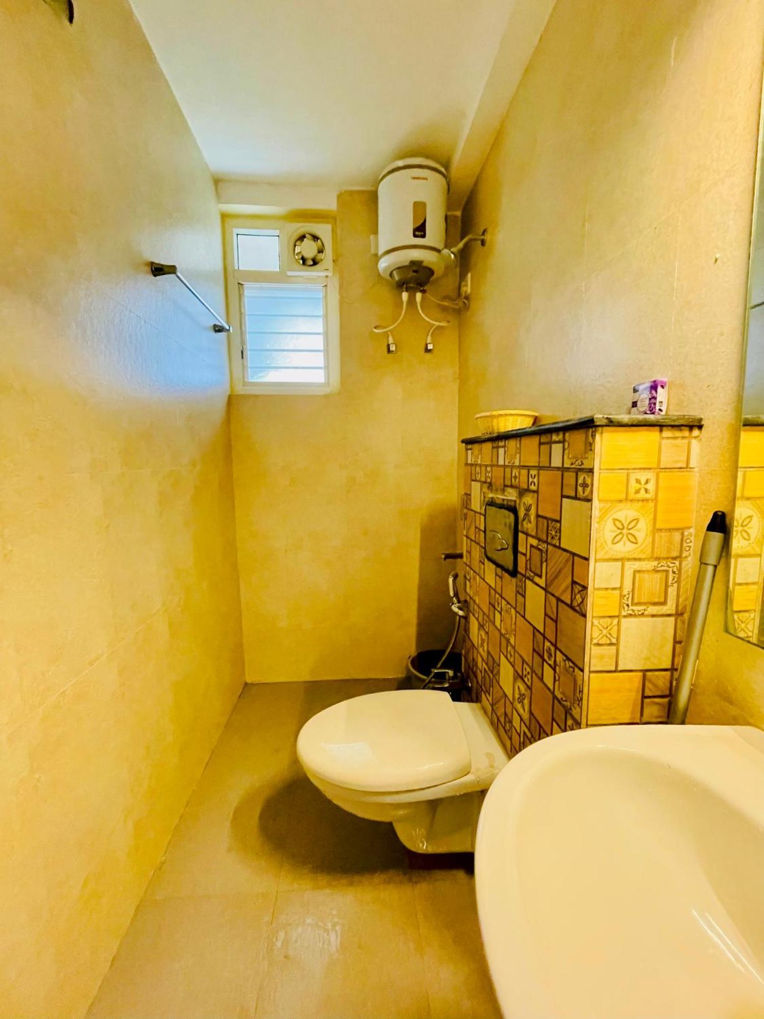 Sea Breeze 1 Bhk Apartment A12 Calangute,North Goa Nagoa Eksteriør bilde